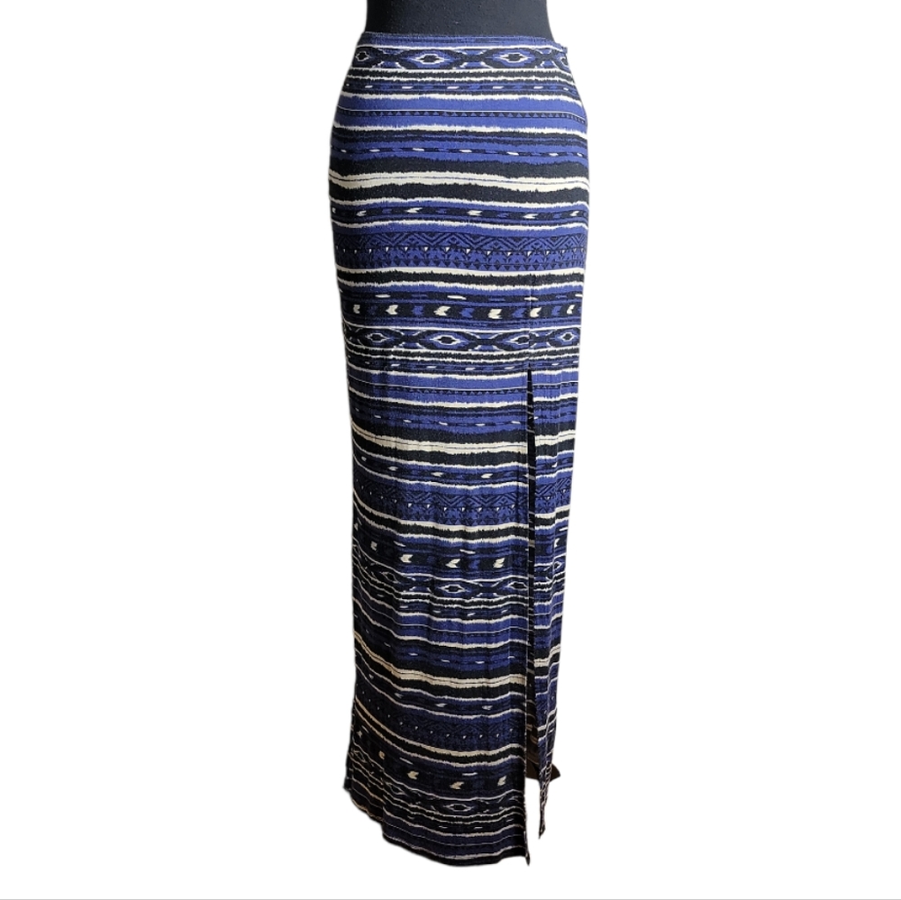 Forever 21 blue black white striped maxi skirt size medium